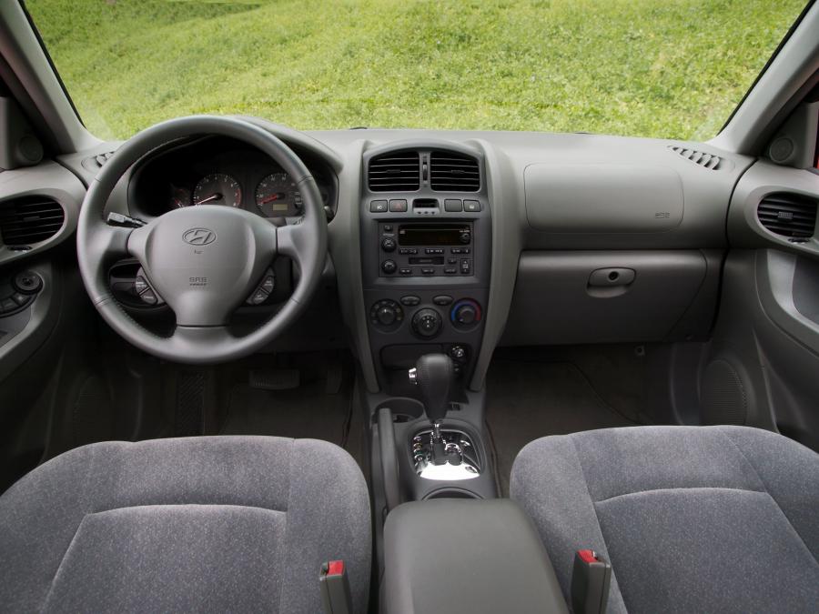  Hyundai Santa Fe 2000 года  (US) (фото 7 из 15)